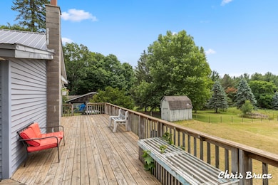 465 W Pleasant St, Hubbardston, MI 48845 - photo 4