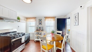 66 Providence St, Worcester, MA 01604 - photo 3