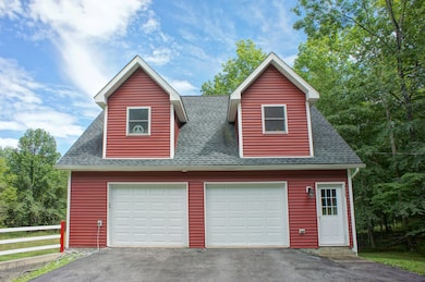 1841 Twin Pine Rd, Stroudsburg, PA 18360 - photo 2