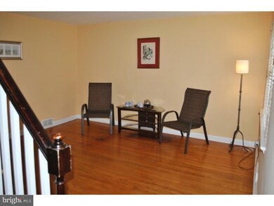 564 N Tyson Ave, Glenside, PA 19038 - photo 4