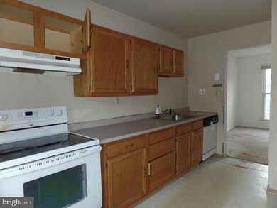 1868 Eloise Ln, Edgewood, MD 21040 - photo 4