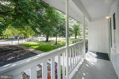 3710 Lacy Blvd, Falls Church, VA 22041 - photo 3