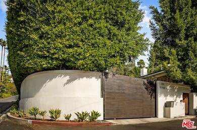 9155 Warbler Place, West Hollywood, CA 90069 - photo 4