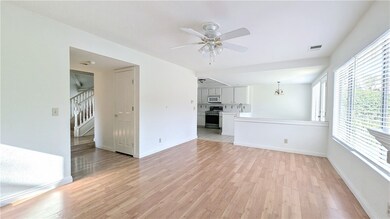 95 W Yale Loop unit 3, Irvine, CA 92604 - photo 5