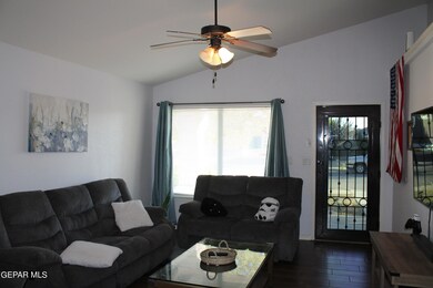 14391 Desert Sage Dr, Horizon City, TX 79928 - photo 3