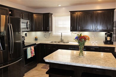 4111 Hedgewood Ct, Newburgh, IN 47630 - photo 6