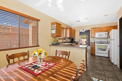 10167 E Desert Mesa Dr, Tucson, AZ 85747 - photo 7