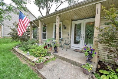 7332 Monrovia St, Shawnee, KS 66216 - photo 4