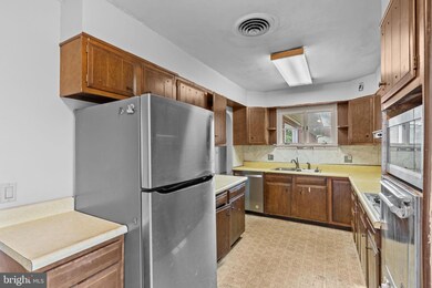 29 E Glenn Rd, Hershey, PA 17033 - photo 7