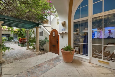 250 Ave unit 4, Palm Beach, FL 33480 - photo 3