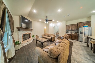 132 Cottongame Dr, Weatherford, TX 76088 - photo 5