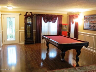 Living & Dining
