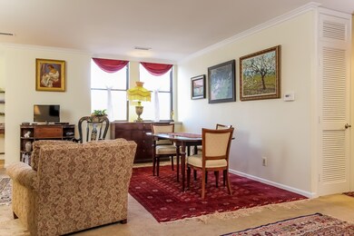 006-Living_Room-2204795-large