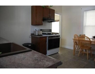 117 Prospect St unit 1, Waltham, MA 02453 - photo 3
