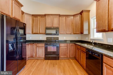 181 Stratford Dr, Colonial Beach, VA 22443 - photo 5