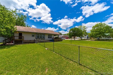732 S 6th St, McAlester, OK 74501 - photo 4