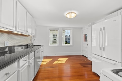 29 Fuller St, Gloucester, MA 01930 - photo 5