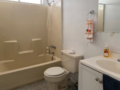 209 Evergreen St, Lufkin, TX 75904 - photo 5