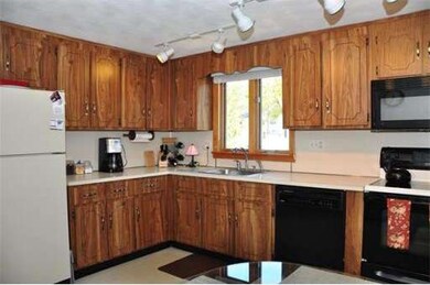 1144 Furnace Brook Pkwy, Quincy, MA 02169 - photo 4