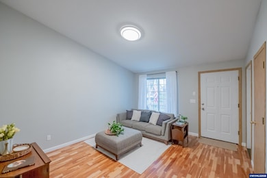 761 Hyacinth St, Independence, OR 97351 - photo 5