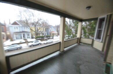 2nd Floor Balcony / Porch