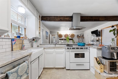 45 Farrell St, Houston, TX 77022 - photo 2