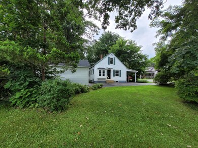3 side corner lot