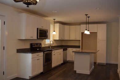10 Hayden Place unit 16, Newmarket, NH 03857 - photo 5