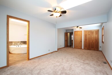 118 Crystal Lake Rd unit 1, Lake In the Hills, IL 60156 - photo 6
