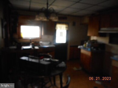 1348 W State St, Coal Township, PA 17866 - photo 7