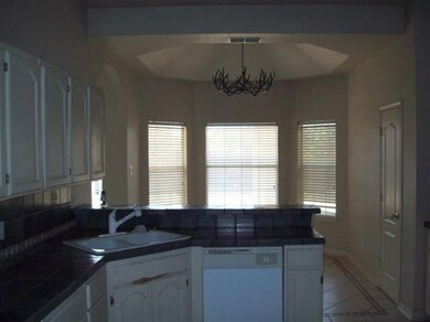 213 Oriole Ln, Laredo, TX 78045 - photo 4