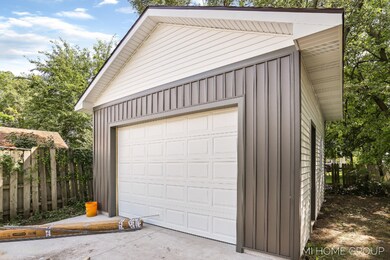 232 Fox St SW, Grand Rapids-27