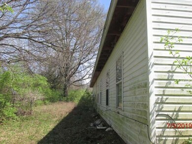 6786 State Route 56 E, Circleville, OH 43113 - photo 3