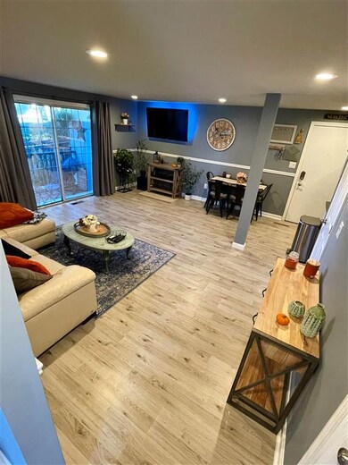 186 Cannongate III unit 3, Nashua, NH 03063 - photo 6