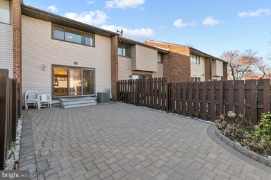 22 Covington Dr, East Windsor, NJ 08520 - photo 3