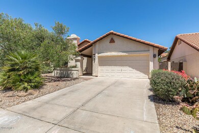 1715 N La Rosa (2 of 26)