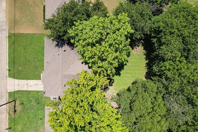 607 N Wood St, Cleburne, TX 76033 - photo 5