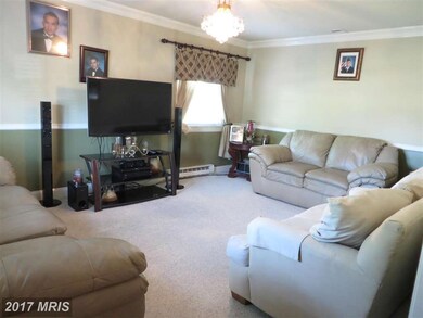 1402 E Maple Ave, Sterling, VA 20164 - photo 2