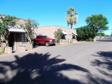 1649 E Oak St, Phoenix, AZ 85006 - photo 4