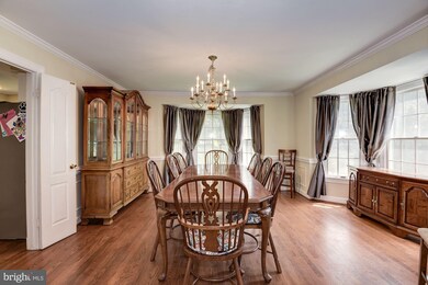 11824 Quince Mill Dr, North Potomac, MD 20878 - photo 7