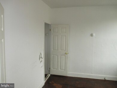 2820 W Cold Spring Ln, Baltimore, MD 21215 - photo 3
