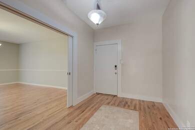 3678 Hidden Dr unit 603, San Antonio, TX 78217 - photo 4