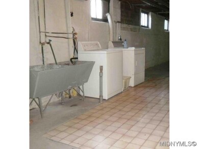 Laundry Area w/Sink