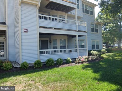 201 Salem Ct unit 4, Princeton, NJ 08540 - photo 2