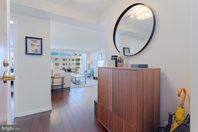 Potomac Plaza Terraces unit 718, Washington, DC 20037 - photo 3