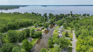 proximity to lake entrance