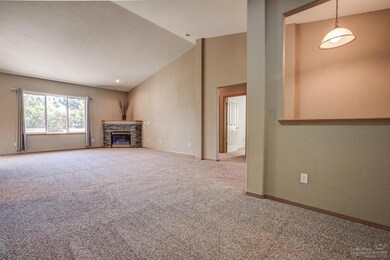 20947 Lupine Ave, Bend, OR 97701 - photo 5