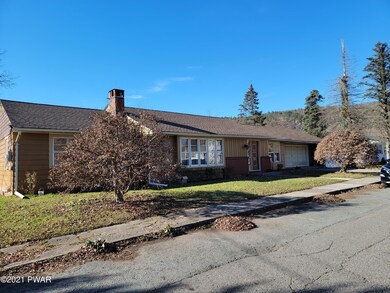 114 9th St, Matamoras, PA 18336 - photo 3