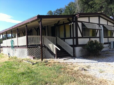 530 Branstetter Ln, Redding, CA 96001 - photo 2