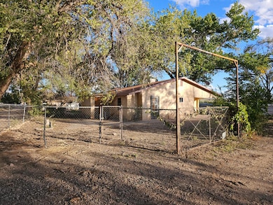 22 Miguel Rd, Los Lunas, NM 87031 - photo 3